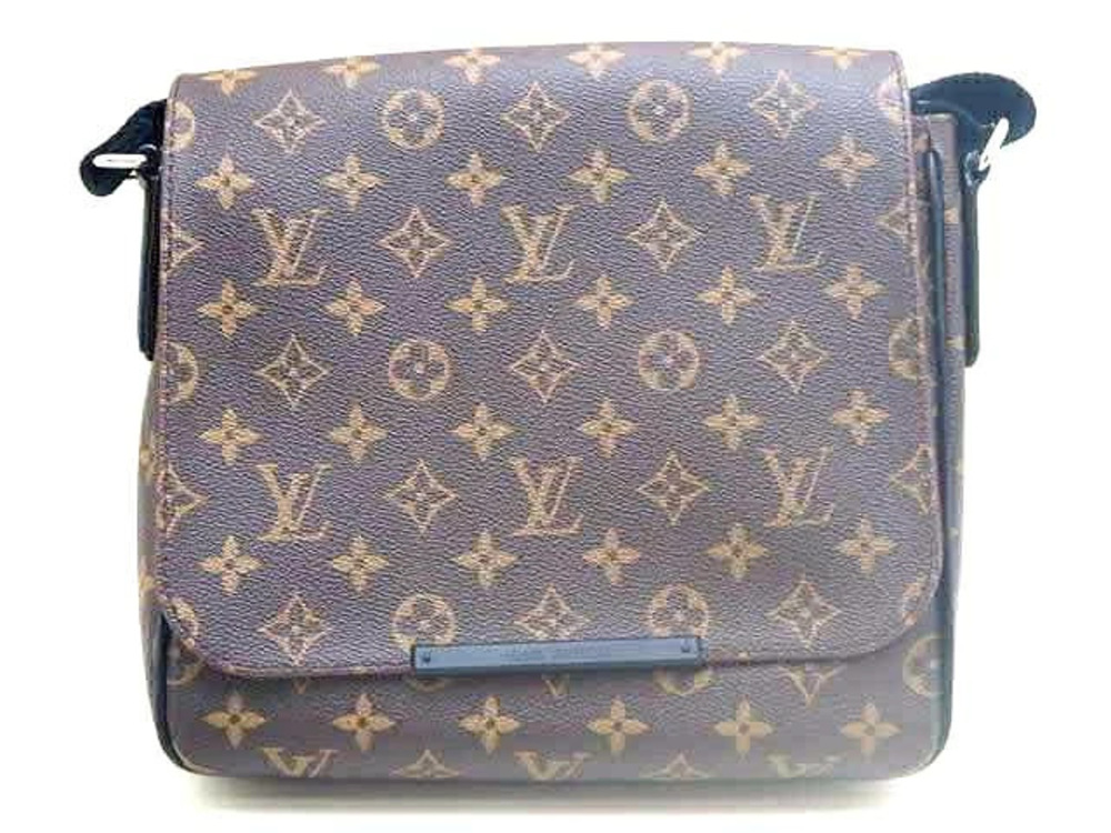 LOUIS VUITTON District Shoulder Bag Monogram Macassar Brown